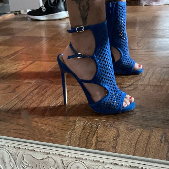 Steve Madden Heels - Picture 2 of 4